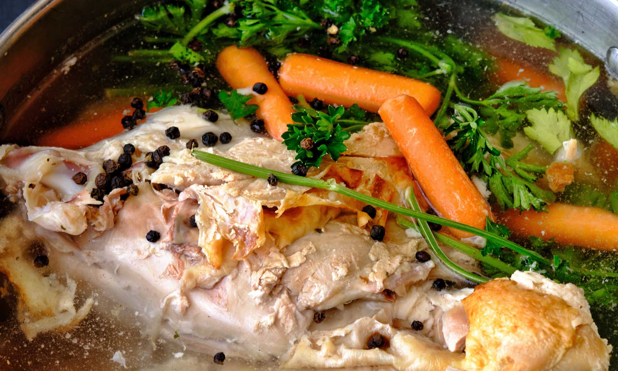 Easy Peasy Chicken Stock